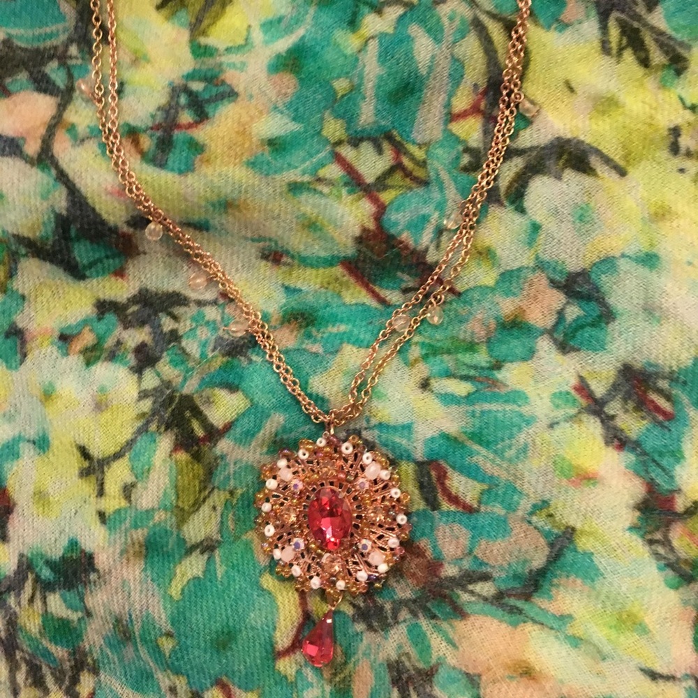 Rose gold colored floral necklace